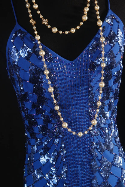 Retro-Kleid im Stil der 50er Jahre: Elegantes Etuikleid mit Spaghettiträgern, königsblau mit Schmuckperlen, ärmellos, mittellang, ideal für Abschlussball, Party oder festliche Anlässe (AS139).