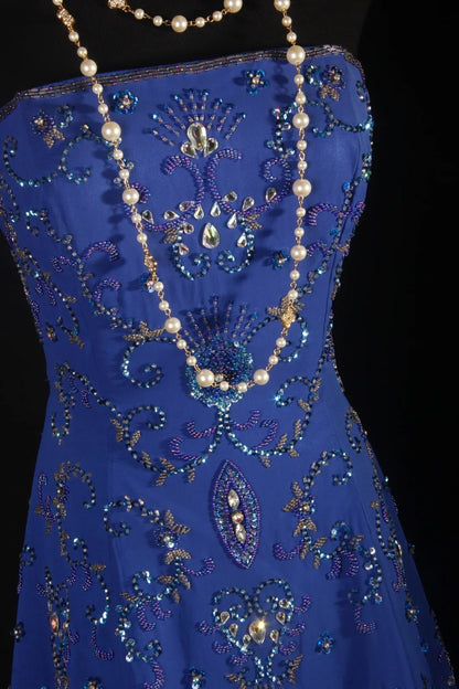 Retro-Stil der 70er und 60er Jahre: A-Linien-Kleid, trägerlos, königsblau mit Strasssteinen, Chiffon, ärmellos, langes Ballkleid, Partykleid AS142