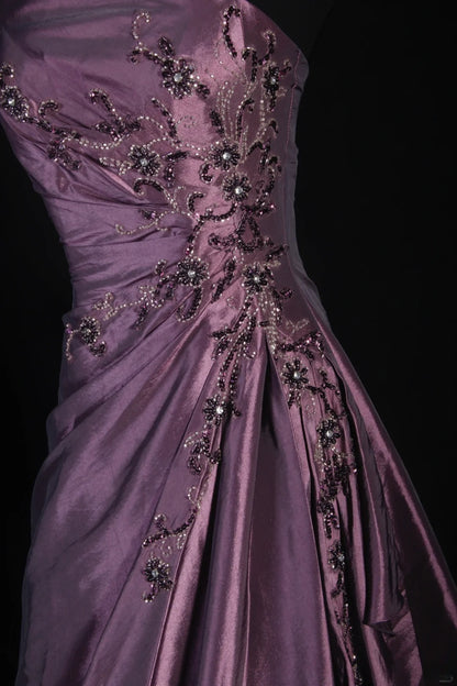 Retro-Ballkleider für Damen, trägerloses Cocktailkleid mit Perlen und Cape im 90er-Jahre-Stil, lila, langes Abendkleid, Abschlussballkleid AS143