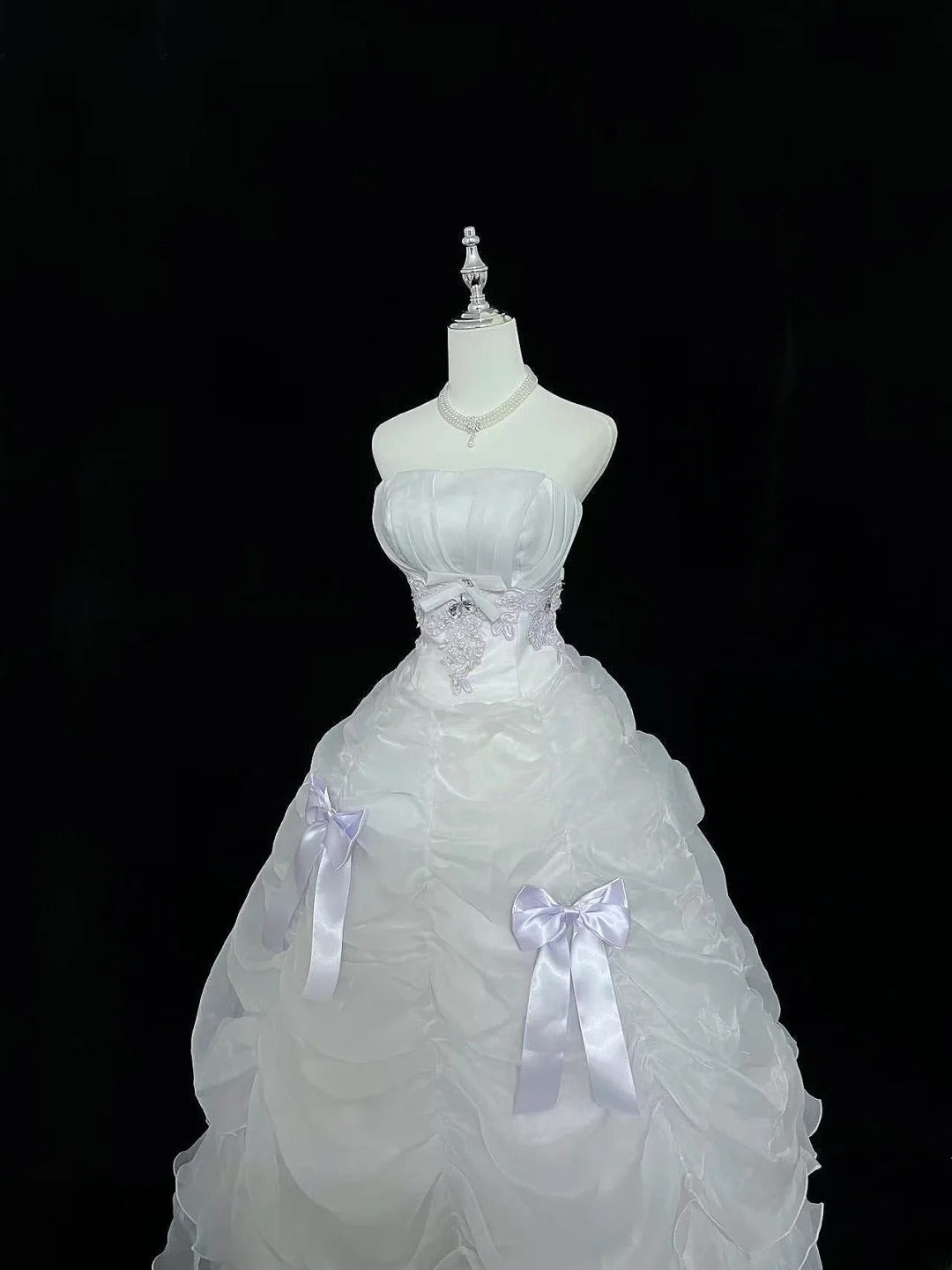 Modest Ball Gown Strapless White With Tiered Layers Lilac Appliqued Long Quince Dress Voluminous Sweet 16 Sweet Sixteen Outfits Vestido de 15 RB7529