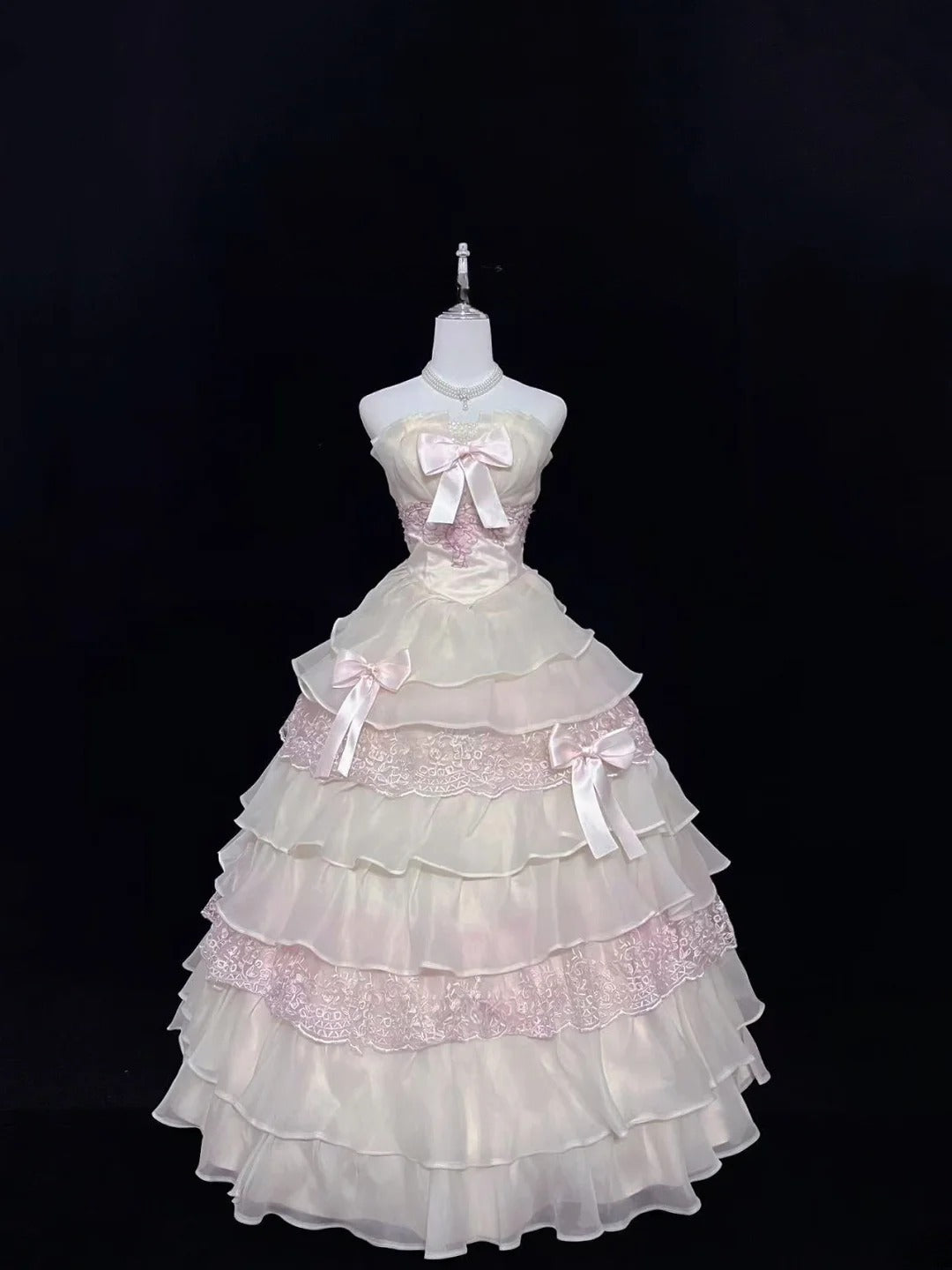 Modest Ball Gown Strapless Pink With Tiered Layers Appliqued Long Quince Dress Voluminous Sweet 16 Sweet Sixteen Outfits Vestido de 15 RB7531
