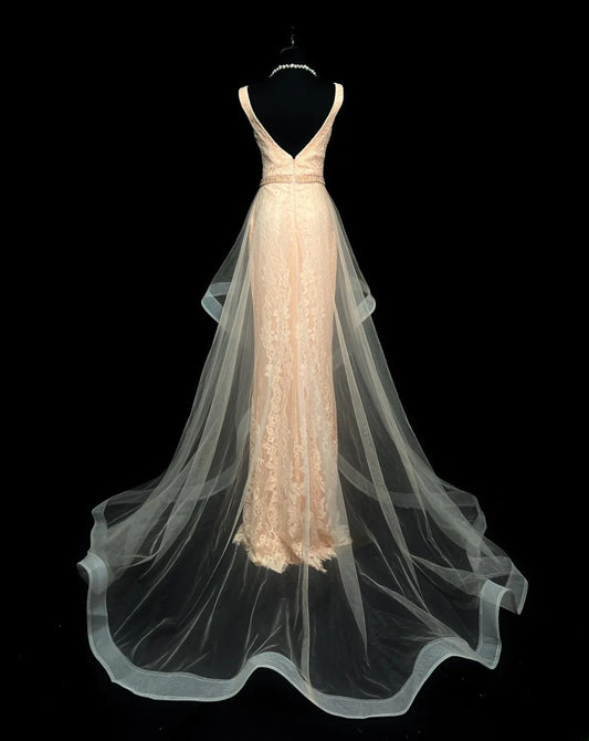 Modest Prom Dresses Mermaid V Neck Champagne Lace With Ruffled Long Formal Outfits RB5961