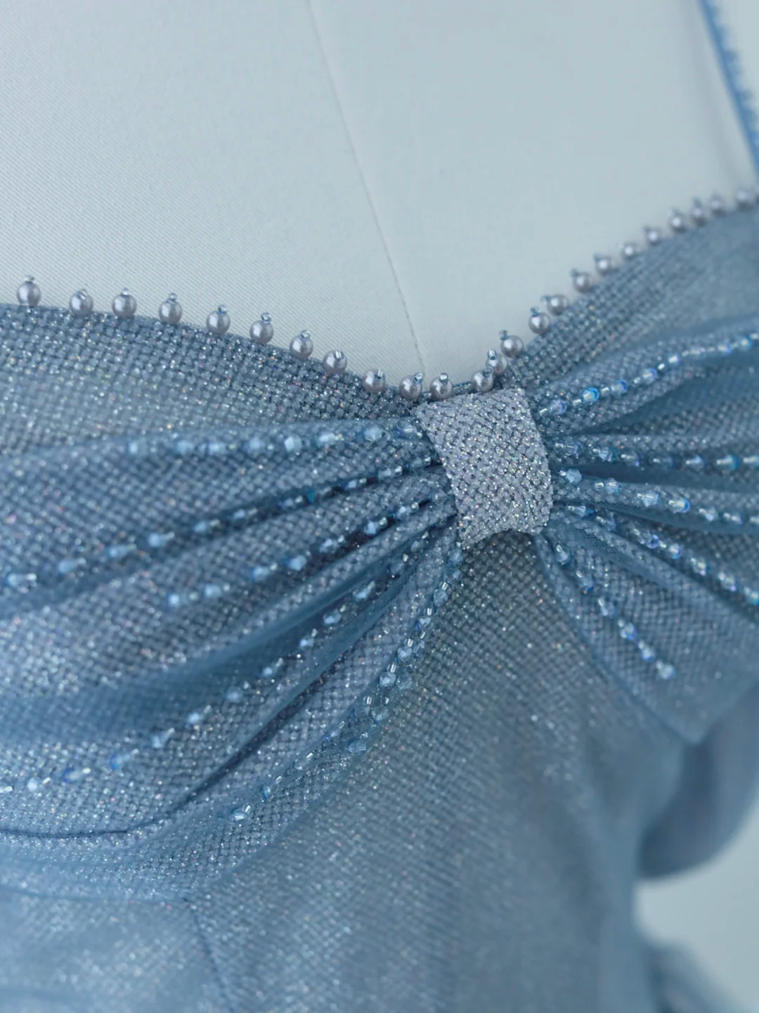 Robe de bal élégante à fines bretelles en tulle bleu poudré, longue robe de soirée, tenue parfaite pour un 18e anniversaire, robe de bal AS157