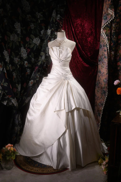 Vintage Ball Gown Strapless 1950s White With Ruffled Long Autumn Winter Bridal Dress Wedding Dresses RB8295