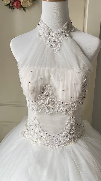Elegantes weißes langes Tüll-Ballkleid mit Neckholder für Sweet 16, Geburtstagsparty-Kleid RC0525