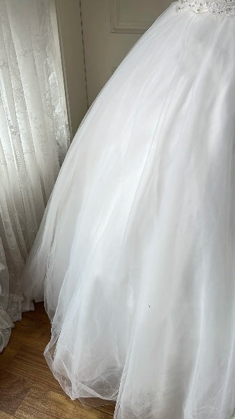 Elegantes weißes langes Tüll-Ballkleid mit Neckholder für Sweet 16, Geburtstagsparty-Kleid RC0525
