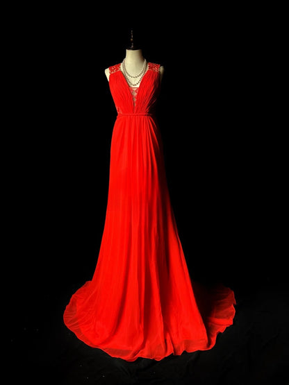 Chic Prom Dresses A line V Neckline Red Chiffon Open Back Sleeveless Long Formal Outfits RB5976
