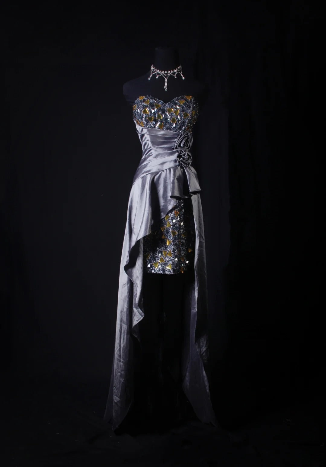 Funkelnde Ballkleider, ästhetisches, trägerloses Etuikleid in Grau mit Perlen, inspirierendes, halbformelles Partykleid für Teenager und Gymnasiasten AS168