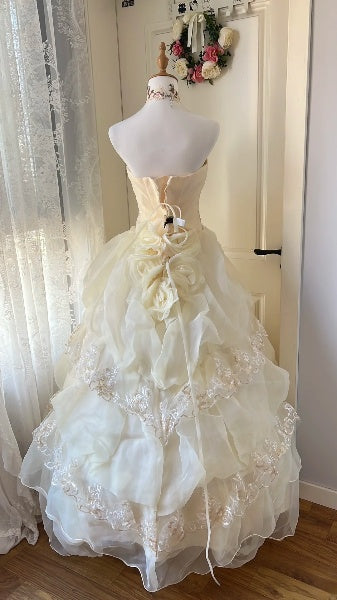 Elegantes langes Sweet-16-Kleid mit herzförmigem Ausschnitt, gelbes Ballkleid, Festkleid für den sechzehnten Geburtstag, RC0533