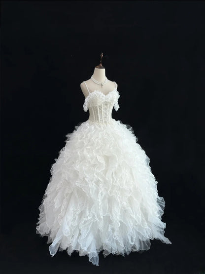 Cute Ball Gown Spaghetti Straps White Tulle With Tiered Layers Long Quince Dress Voluminous Sweet 16 Sweet Sixteen Outfits Vestido de 15 RB7575