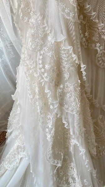 Chic Wedding Dress Mermaid Strapless White Tulle With Tiered Layers Summer Bridal Gown RC0539