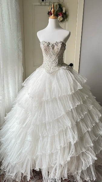 Elegantes Sweet-16-Kleid, langes herzförmiges Ballkleid aus weißem Tüll für die Sweet-Sixteen-Party, Geburtstagskleider RC0540