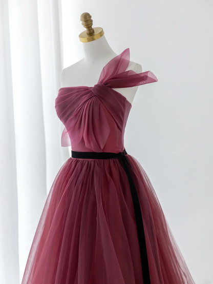 Robe de bal élégante bustier en tulle bordeaux, longue et formelle, idéale pour une soirée dansante ou un 18e anniversaire (AS177)