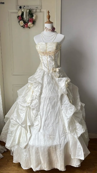 Schickes Brautkleid Ballkleid trägerlos weißer Satin mit Goldperlen Sommerbrautkleid RC0541