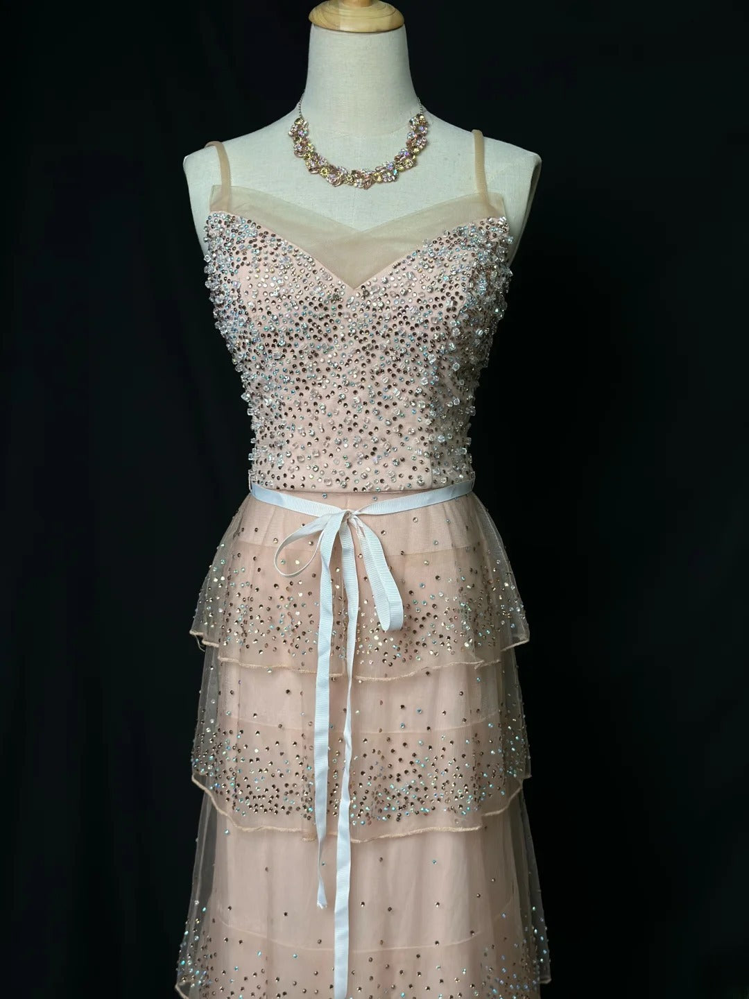Vintage Prom Dresses A line Spaghetti Strap Pink Sequin With Beads Long Party Gown Formal Outfits RB5987
