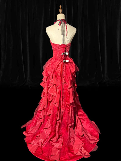 Robe de soirée longue et élégante en dentelle florale rose fuchsia, sans bretelles ni coutures apparentes, modèle AS186