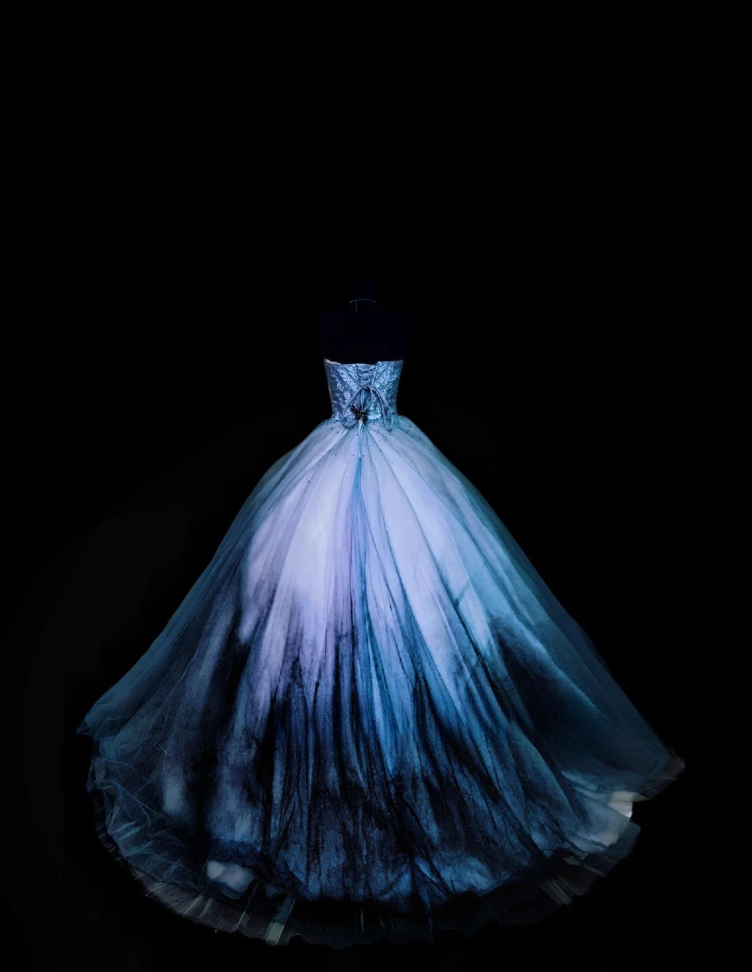 Charming Ball Gown Sweetheart Tulle Blue Long Quinceanera Dresses For Sweet 15 15 Anos Celebration Birthday Formal Gown RB8848