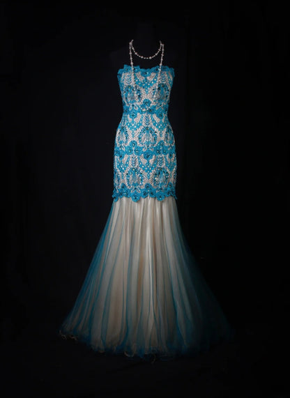 Robe de soirée sirène vintage années 50 en dentelle et tulle bleu ornée de perles, longue et élégante, style années 50, AS201