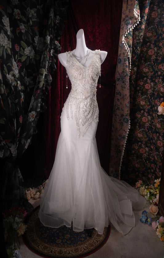 Atemberaubendes Meerjungfrau-Brautkleid im Stil der 2000er, V-Ausschnitt, Weiß, mit appliziertem Korsett, rückenfrei, figurbetont, lang, für Herbst/Winter, Hochzeitskleid RB8477