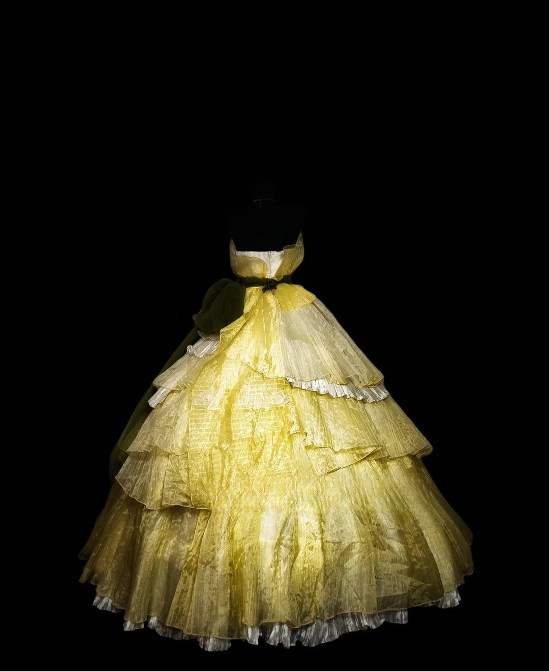Ball Gown Strapless Yellow Tulle Long Quinceanera Dresses With Lace For Sweet 15 15 Anos Celebration Birthday Formal Gown RB8856