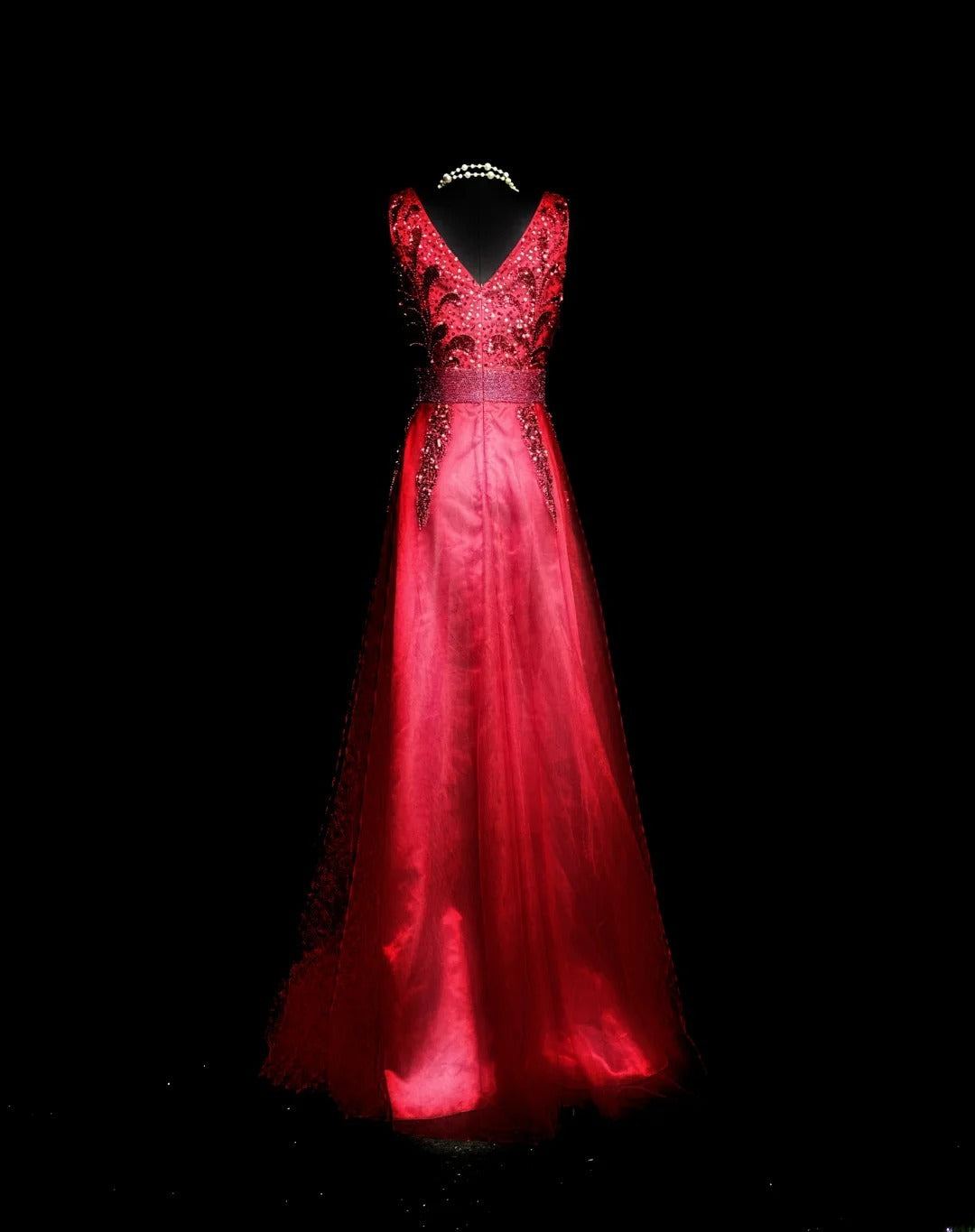 Vintage Prom Dresses A line V Neck Red Tulle With Beads Crystals Sleeveless Long Formal Outfits RB6005