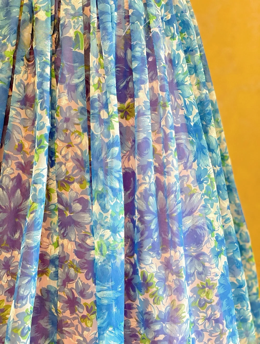 Cute Ball Gown Scoop Royal Blue Floral Knee Length Party Dresses Homecoming Cocktail Gown RB9134