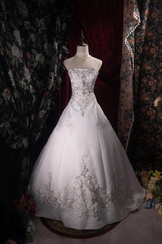 Atemberaubendes schulterfreies Ballkleid mit Stickereien im Stil der 2000er Jahre, Weiß mit appliziertem, figurbetontem Rücken, langes Brautkleid für Herbst und Winter, Hochzeitskleider RB8478