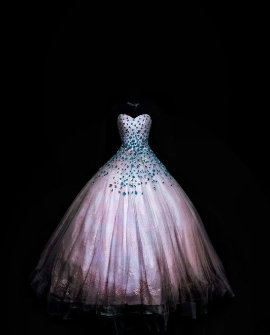 Ball Gown Sweetheart Pink Tulle Long Quinceanera Dresses With Blue Crystals For Sweet 15 15 Anos Celebration Birthday Formal Gown RB8858