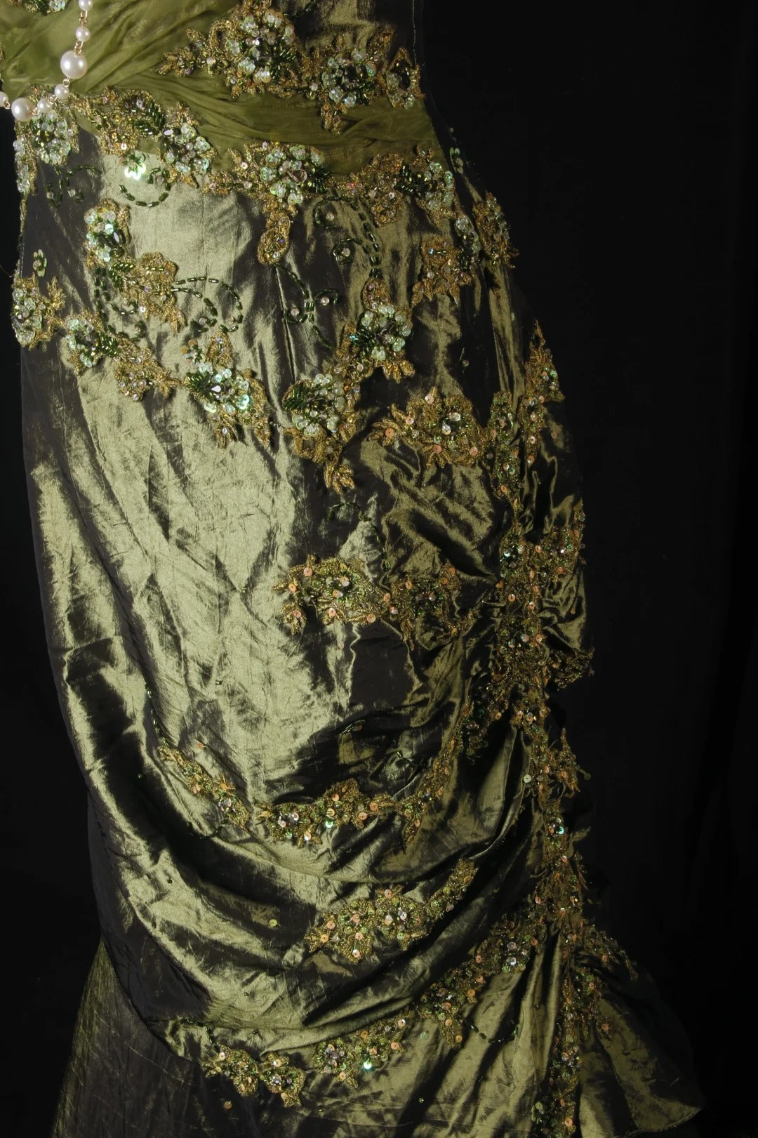 Robe de soirée sirène vintage années 1950 en taffetas vert olive ornée de perles, longue et élégante, style années 1950, AS211