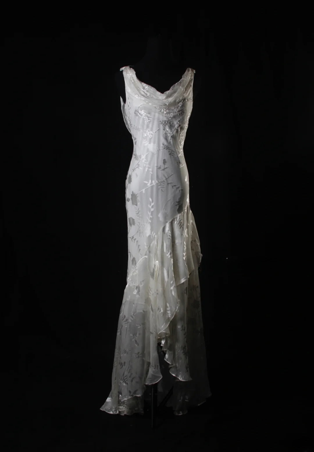 Robe de bal élégante années 1950, style sirène, col bénitier, en mousseline gris argenté ornée de perles, robe de soirée longue vintage AS213