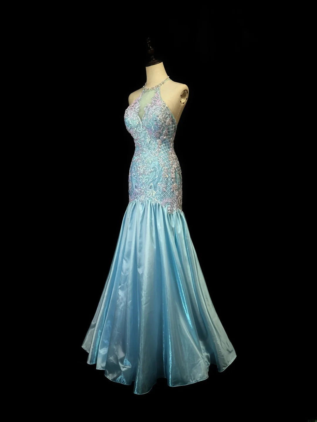 Beautiful Prom Dresses Mermaid Halter Light Sky Blue With Lace Appliqued Long Formal Outfits RB6019