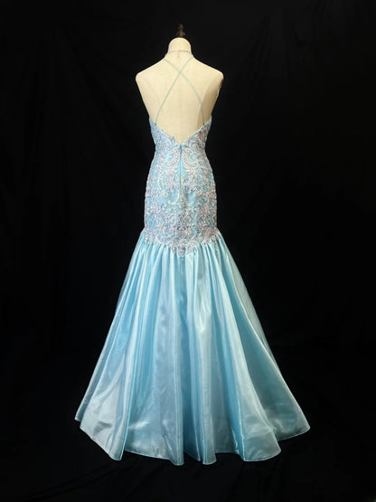 Beautiful Prom Dresses Mermaid Halter Light Sky Blue With Lace Appliqued Long Formal Outfits RB6019