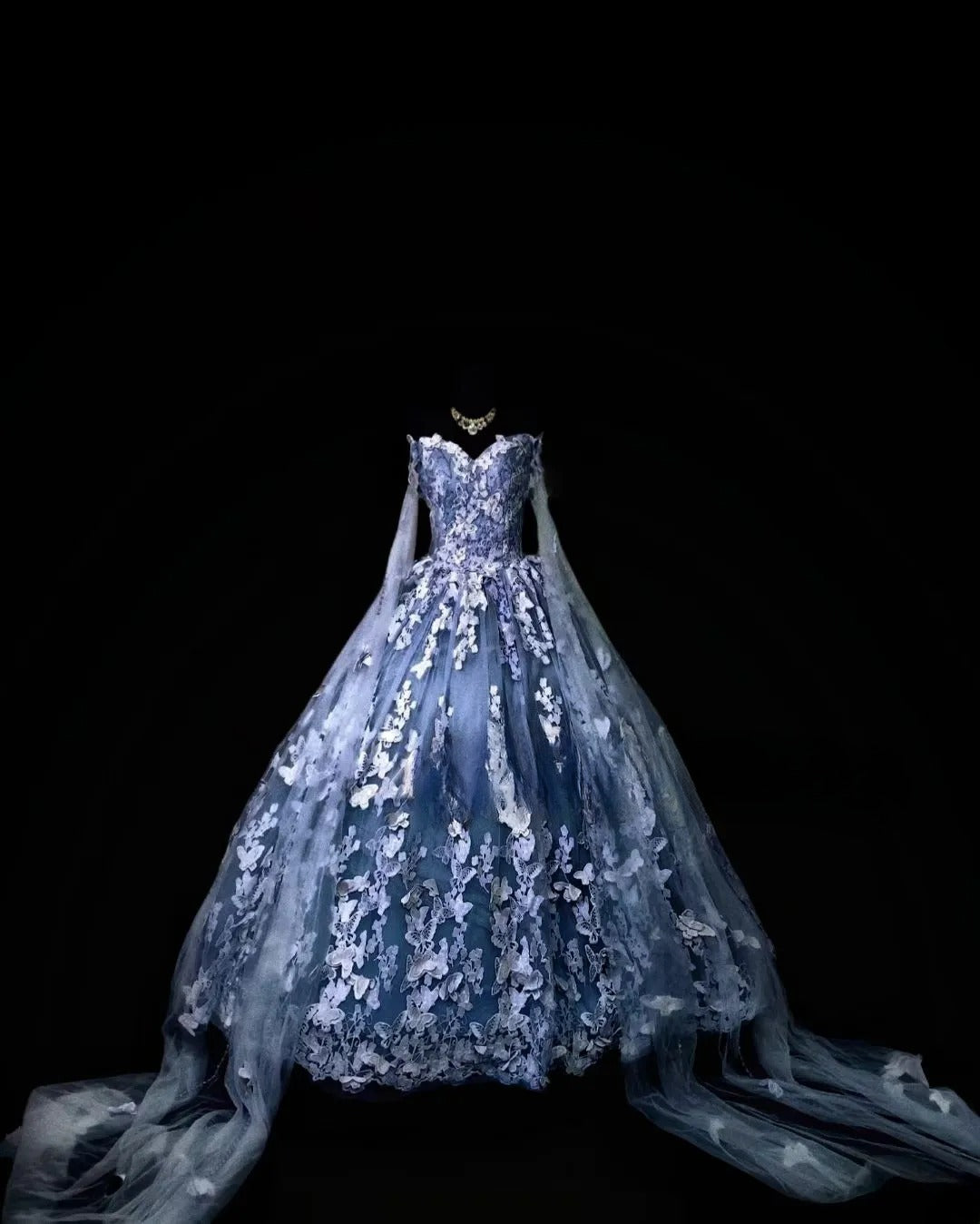 Ball Gown Sweetheart Dusty Blue Tulle Long Quinceanera Dresses With Lace Cape For Sweet 15 15 Anos Celebration Birthday Formal Gown RB8868