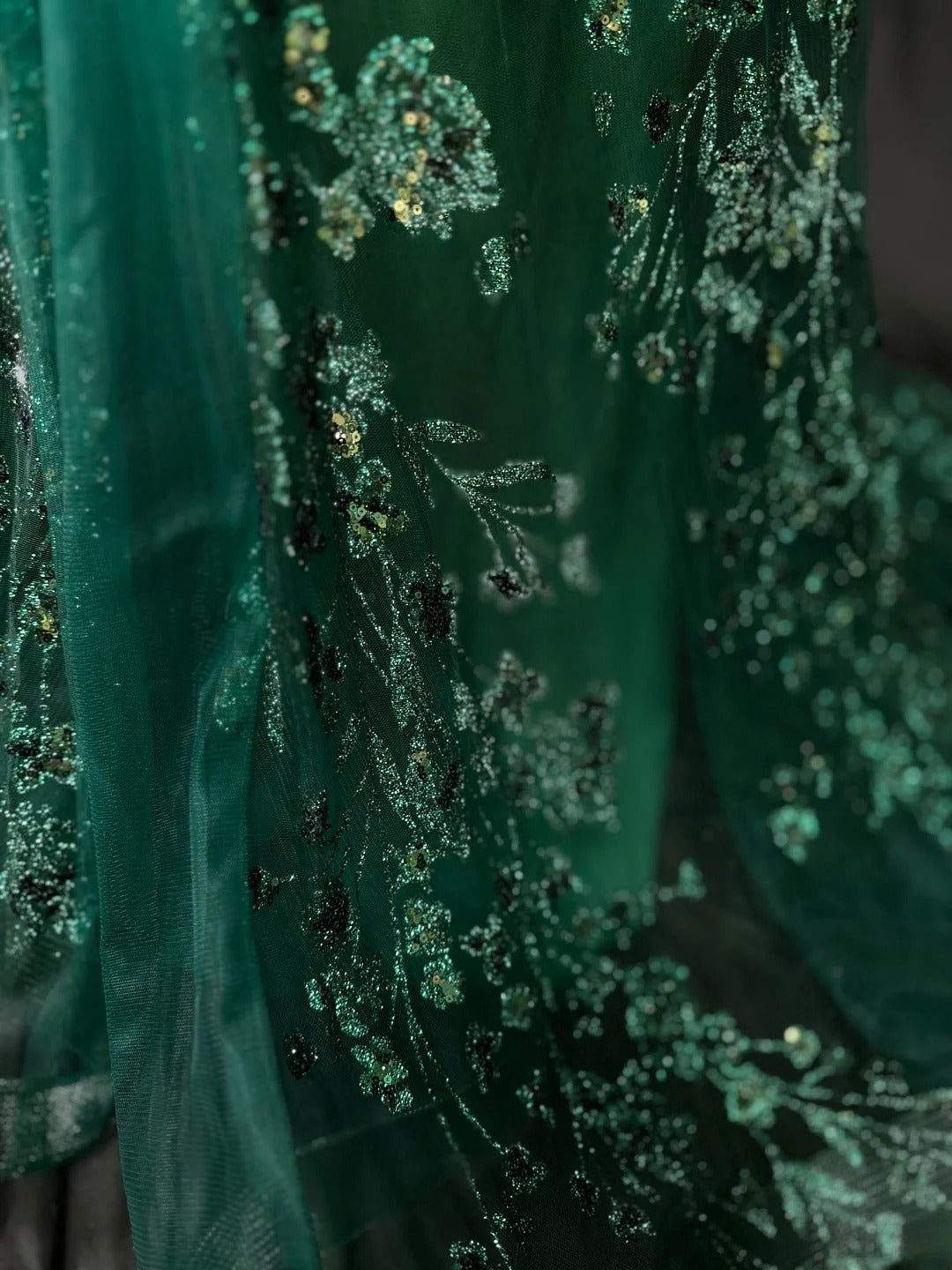 Beautiful Prom Dresses Mermaid Halter Dark Green Sequin With Backless Long Formal Outfits RB6022