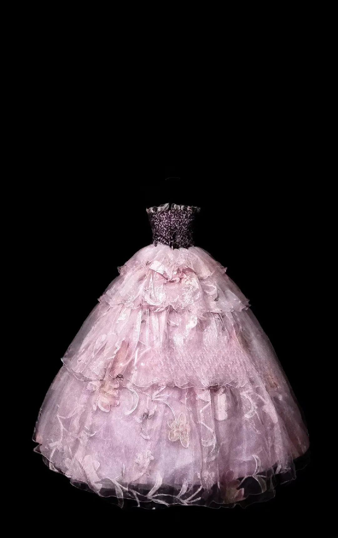 Ball Gown Strapless Pink Tulle Long Quinceanera Dresses With Tiered For Sweet 15 15 Anos Celebration Birthday Formal Gown RB8870