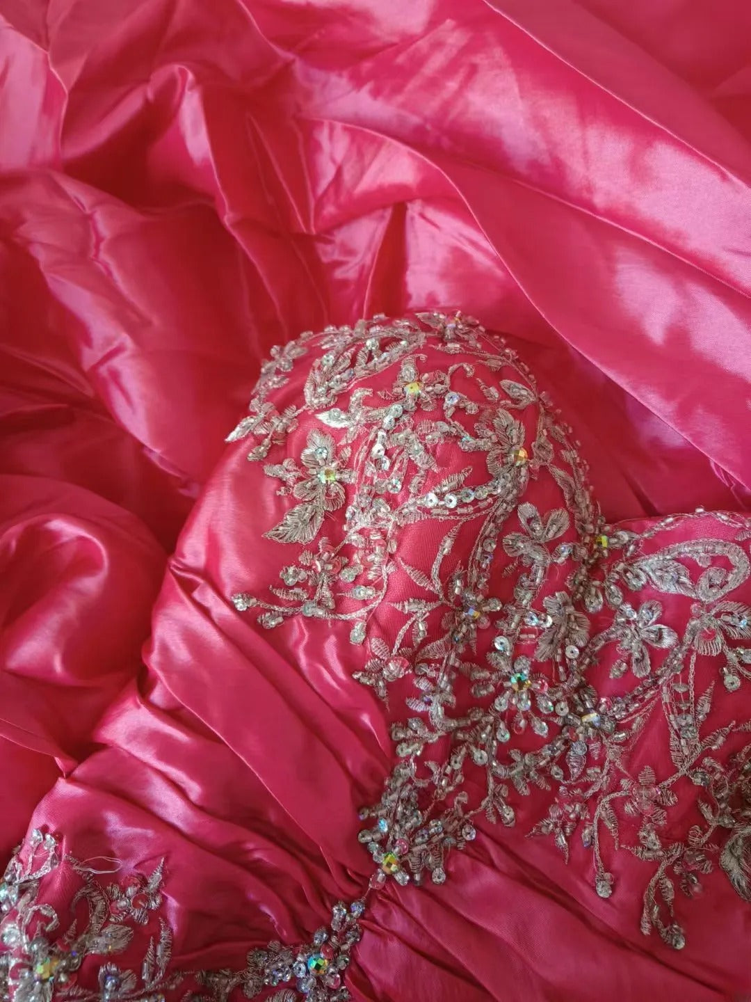 Ball Gown Strapless Hot Pink Taffeta Long Quinceanera Dresses With Tiered For Sweet 15 15 Anos Celebration Birthday Formal Gown RB8873