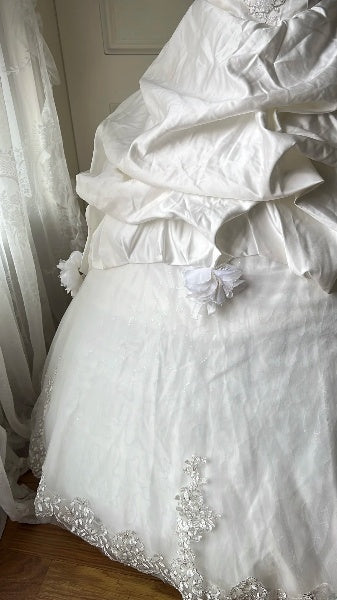 Sweet 15 Quinceanera Dress Ball Gown Strapless White Tulle With Tiered Long 15th Birthday Outfits RC0583