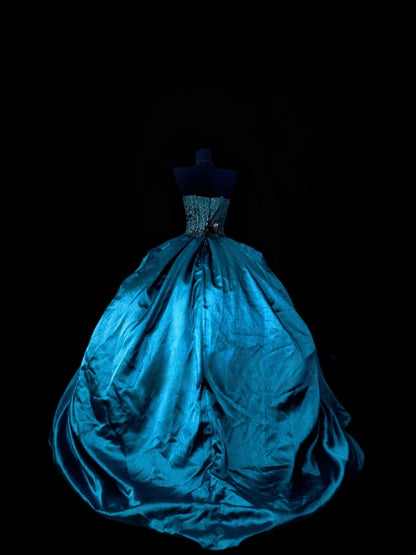 Ball Gown Strapless Blue Satin Long Quinceanera Dresses With Ruffled For Sweet 15 15 Anos Celebration Birthday Formal Gown RB8875