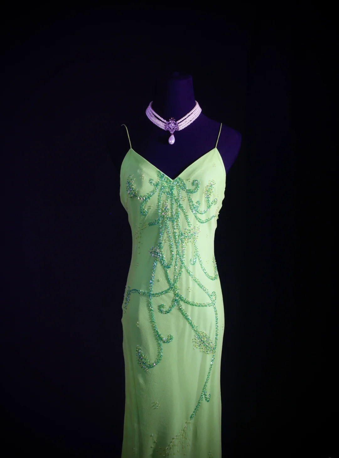Robe de bal élégante années 1950, sirène, bretelles spaghetti, mousseline vert menthe, perles, longue, robe de soirée AS236