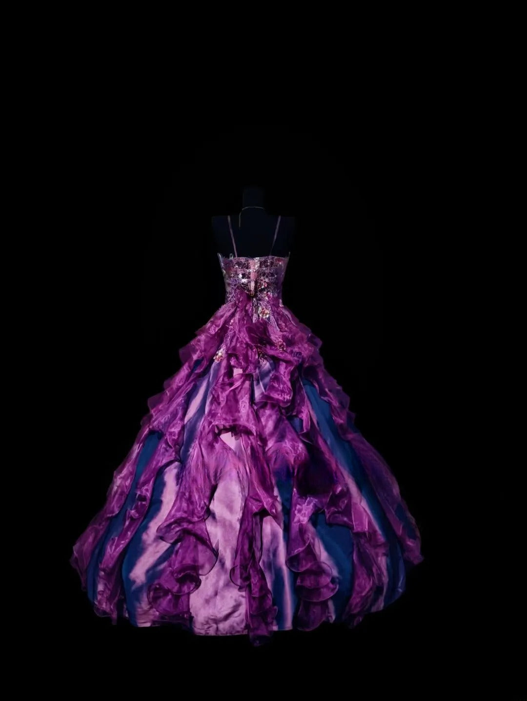 Ball Gown Spaghetti Straps Purple Long Quinceanera Dresses With Ruffled Tiered For Sweet 15 15 Anos Celebration Birthday Formal Gown RB8877