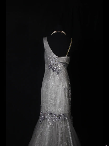 Robe de bal élégante années 1950, sirène, bretelles spaghetti, dentelle gris argenté ornée de perles, robe de soirée longue AS242