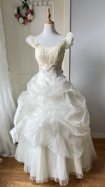 Sweet 15 Quinceanera Dress Ball Gown Square Neck White Tulle With Tiered Long 15th Birthday Outfits RC0588