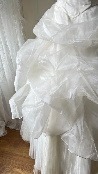 Sweet 15 Quinceanera Dress Ball Gown Square Neck White Tulle With Tiered Long 15th Birthday Outfits RC0588