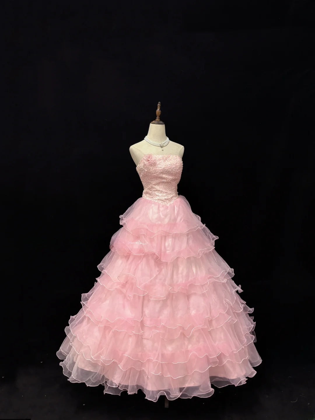 Elegant Ball Gowns Strapless Pink Poofy Long With Tiered Layers Tulle Quince Dress Sweet 16 Ideas Quinceanera Dresses Vestidos De 15 anos RB7647