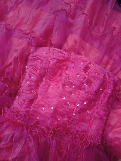 Modest Ball Gown Strapless Hot Pink Tulle Long Quinceanera Dresses With Tiered For Sweet 15 15 Anos Celebration Birthday Formal Gown RB8882