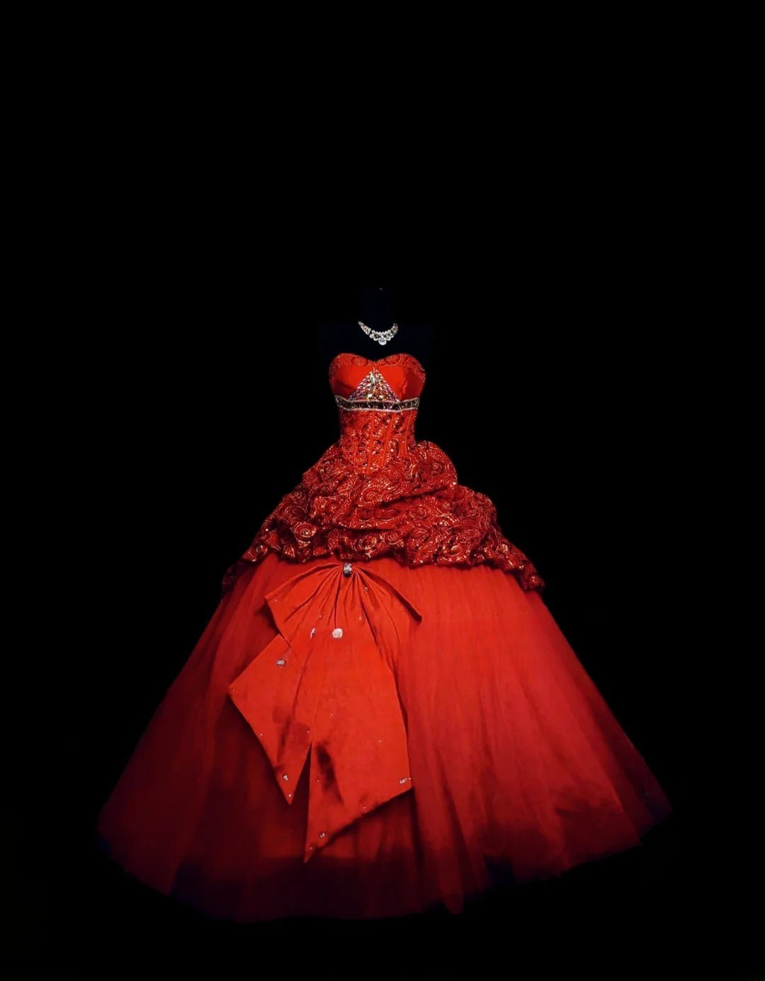 Modest Ball Gown Sweetheart Red Tulle Long Quinceanera Dresses With Bow For Sweet 15 15 Anos Celebration Birthday Formal Gown RB8883