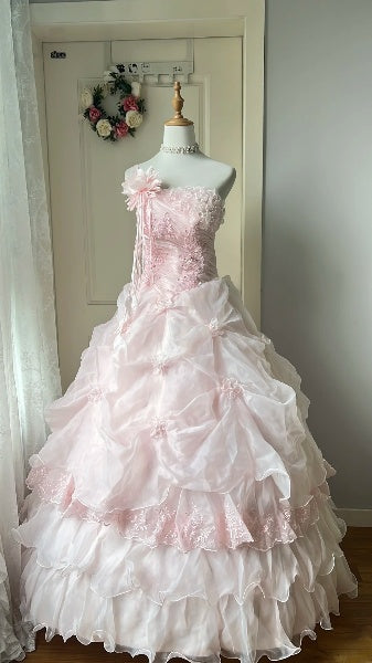 Elegant Sweet 16 Dress Long Strapless Pink With Lace Appliqued Tiered Ball Gown Sweet Sixteen Party Birthday Dresses RC0591