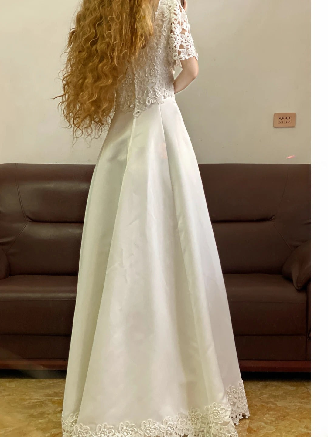 Elegant Floor Length Wedding Dress Classic White Ball Gown With Sleeves Bridal Gown for Big Day RB9246