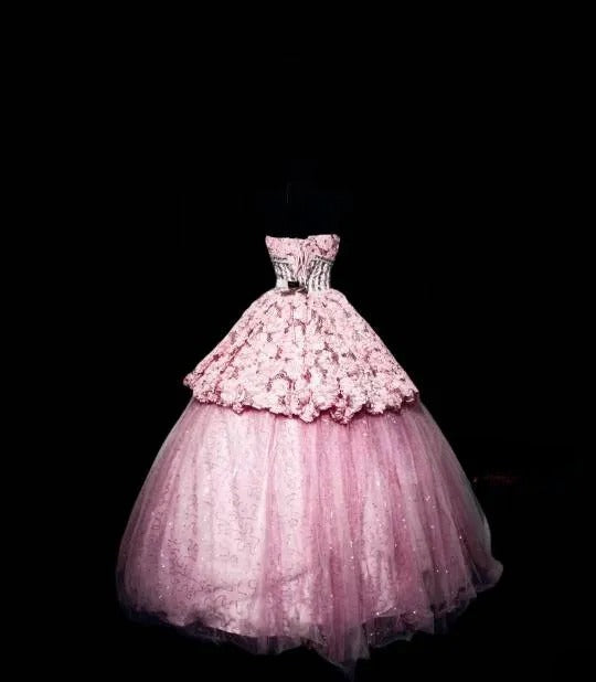 Modest Ball Gown Strapless Pink Tulle Long Quinceanera Dresses With Flowers For Sweet 15 15 Anos Celebration Birthday Formal Gown RB8886