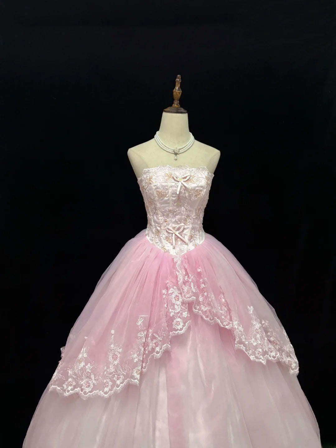 Classy Ball Gowns Strapless Pink Poofy Long With Appliued Lace Quince Dress Sweet 16 inspo Quinceanera Dresses Vestidos De 15 anos RB7657